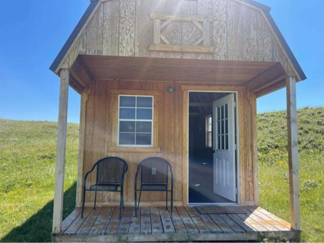 Гостевой дом Montana Old West Cabins Babb Экстерьер фото